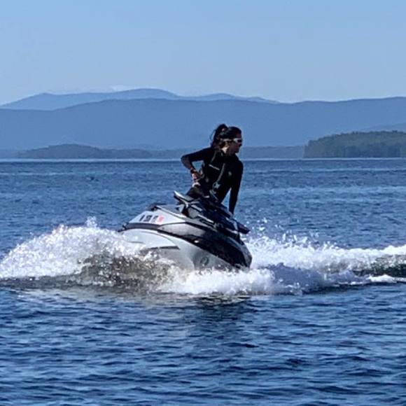 Meet your Posher, Dawn - Picture 1 of 1